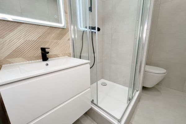Predaj bytu 3-izbový 59 m², Erbenova, Praha Predaj bytu 3-izbový 59 m², Erbenova, Praha