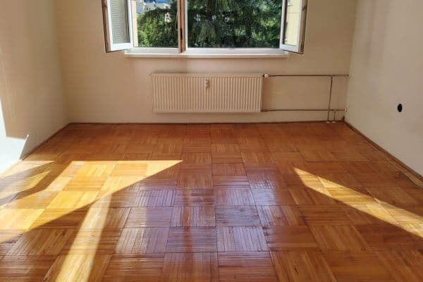 Predaj bytu 2-izbový 67 m², Padělky VI, Zlín, Zlínský kraj Predaj bytu 2-izbový 67 m², Padělky VI, Zlín, Zlínský kraj