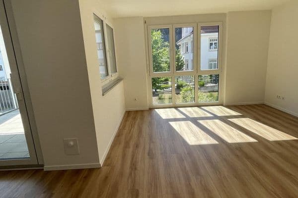 Prenájom bytu 4-izbový 127 m², Gernsbach Prenájom bytu 4-izbový 127 m², Gernsbach