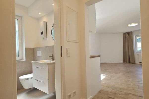Prenájom bytu 1-izbový 35 m², Lorettostr. 60, Düsseldorf, Severné Porýnie - Westfálsko Prenájom bytu 1-izbový 35 m², Lorettostr. 60, Düsseldorf, Severné Porýnie - Westfálsko
