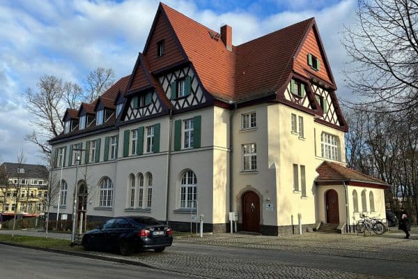 Prenájom bytu 4-izbový 143 m², Wilhelmstraße 4, Dallgow-Döberitz Prenájom bytu 4-izbový 143 m², Wilhelmstraße 4, Dallgow-Döberitz