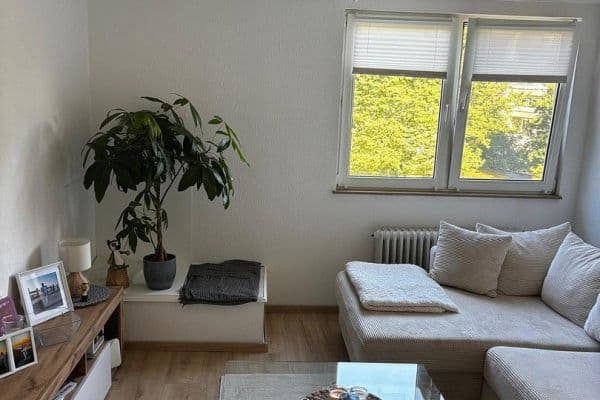 Prenájom bytu 3-izbový 45 m², Wittenbergstr. 58, Essen Prenájom bytu 3-izbový 45 m², Wittenbergstr. 58, Essen