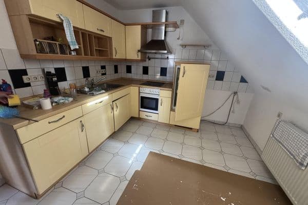 Prenájom bytu 2-izbový 60 m², Lindenweg 5, Erkenbrechtsweiler Prenájom bytu 2-izbový 60 m², Lindenweg 5, Erkenbrechtsweiler
