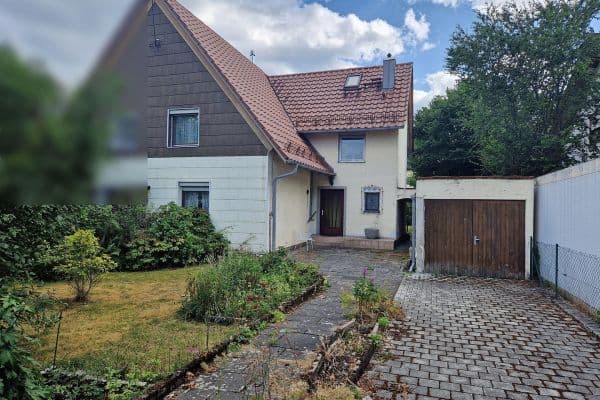 Predaj domu 95 m², pozemok 562 m², Gröbenzell, Bavorsko Predaj domu 95 m², pozemok 562 m², Gröbenzell, Bavorsko