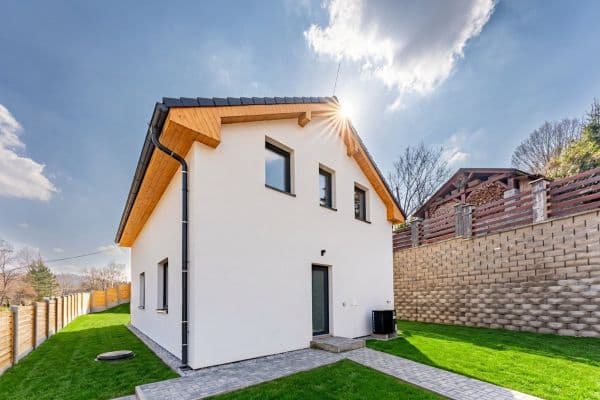 Predaj domu 132 m², pozemok 512 m², Hlavní, Chrustenice Predaj domu 132 m², pozemok 512 m², Hlavní, Chrustenice