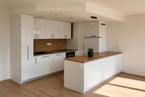Prenájom bytu 4-izbový 110 m², Hugo Haase, Praha Prenájom bytu 4-izbový 110 m², Hugo Haase, Praha