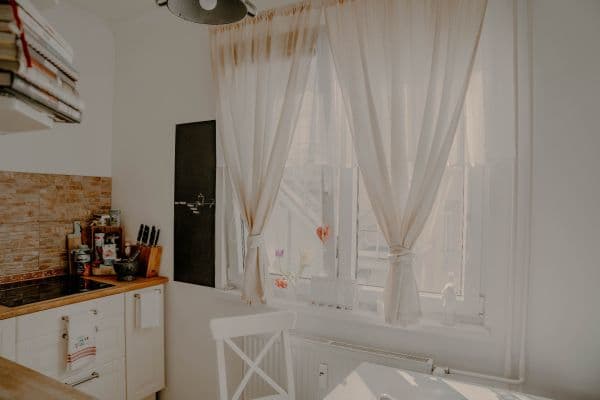 Prenájom bytu 1-izbový 28 m², Záhradnícka, Prenájom bytu 1-izbový 28 m², Záhradnícka,