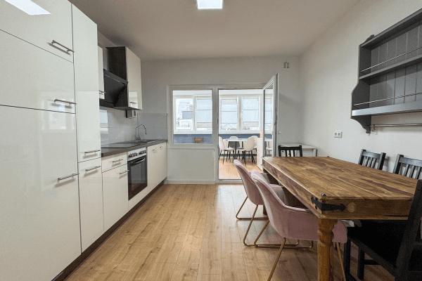 Prenájom bytu 3-izbový 75 m², Leverkusen Prenájom bytu 3-izbový 75 m², Leverkusen