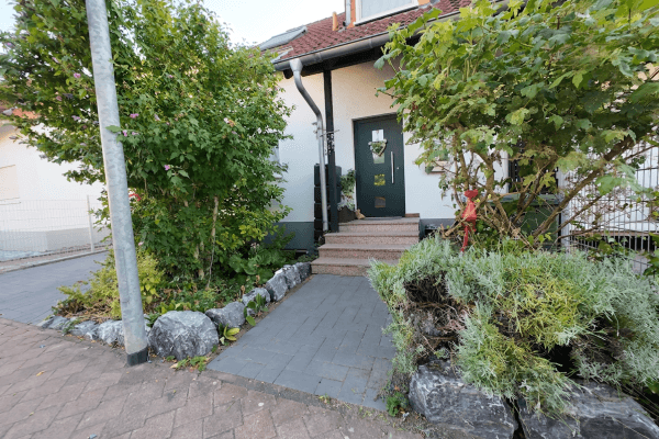Predaj domu 133 m², pozemok 273 m², Gau-Odernheim Predaj domu 133 m², pozemok 273 m², Gau-Odernheim