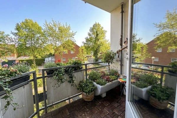 Prenájom bytu 2-izbový 60 m², Eichelnkämpe 20, Bremen, Brémy Prenájom bytu 2-izbový 60 m², Eichelnkämpe 20, Bremen, Brémy