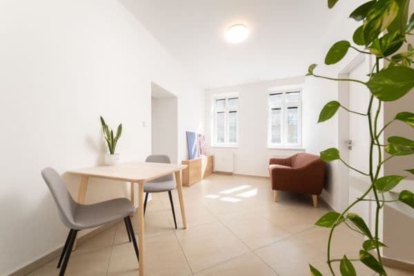 Prenájom bytu 3-izbový 71 m², Svitavská, Brno Prenájom bytu 3-izbový 71 m², Svitavská, Brno