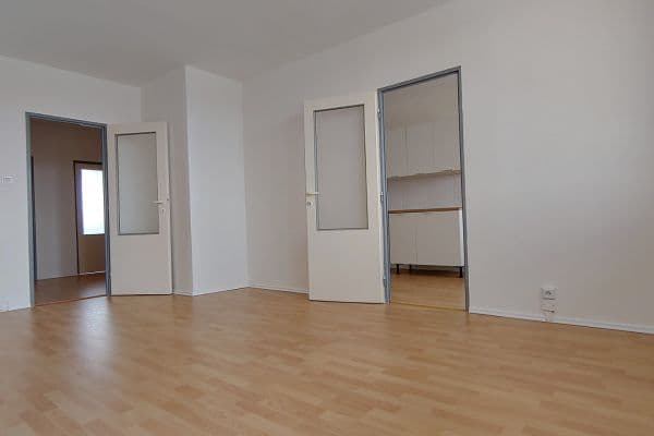 Predaj bytu 3-izbový 75 m², Krausova, Praha Predaj bytu 3-izbový 75 m², Krausova, Praha
