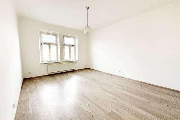 Prenájom bytu 1-izbový 55 m², Husova, Plzeň, Plzeňský kraj Prenájom bytu 1-izbový 55 m², Husova, Plzeň, Plzeňský kraj