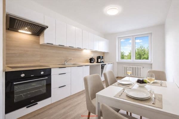 Prenájom bytu 3-izbový 67 m², Františka Hrubína, Havířov-Podlesí Prenájom bytu 3-izbový 67 m², Františka Hrubína, Havířov-Podlesí