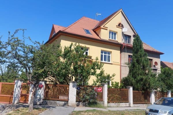 Prenájom bytu 4-izbový 117 m², Šultysova, Praha Prenájom bytu 4-izbový 117 m², Šultysova, Praha