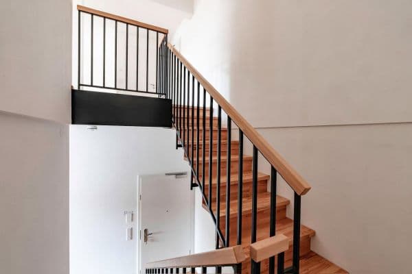 Prenájom bytu 3-izbový 93 m², Schanzäckerstr. 56, Nürnberg, Bavorsko Prenájom bytu 3-izbový 93 m², Schanzäckerstr. 56, Nürnberg, Bavorsko