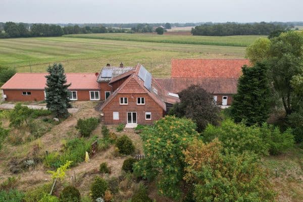 Predaj domu 378 m², pozemok 6.400 m², Wagenfeld Predaj domu 378 m², pozemok 6.400 m², Wagenfeld