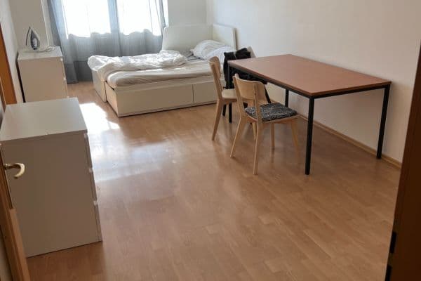 Prenájom bytu 2-izbový 48 m², Chotovická, Praha Prenájom bytu 2-izbový 48 m², Chotovická, Praha