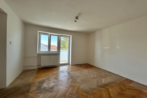 Predaj bytu 3-izbový 70 m², Revoluční, Žďár nad Sázavou, Kraj Vysočina Predaj bytu 3-izbový 70 m², Revoluční, Žďár nad Sázavou, Kraj Vysočina