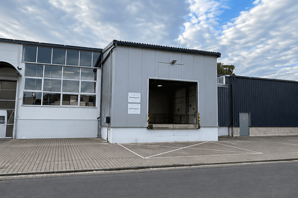 Prenájom nebytového priestoru 605 m², Gottlieb-Daimler-Str. 5, Hessen - Pfungstadt Prenájom nebytového priestoru 605 m², Gottlieb-Daimler-Str. 5, Hessen - Pfungstadt