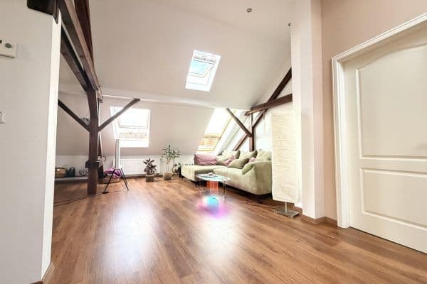 Predaj bytu 4-izbový 93 m², Nürnberg, Bavorsko Predaj bytu 4-izbový 93 m², Nürnberg, Bavorsko