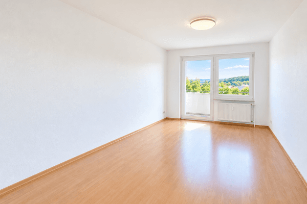 Prenájom bytu 3-izbový 62 m², Neubau 16, Elterlein Prenájom bytu 3-izbový 62 m², Neubau 16, Elterlein