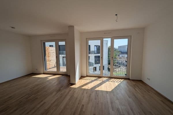 Prenájom bytu 2-izbový 94 m², Mahlsdorferstr 7-8, Berlin Köpenick, Berlín Prenájom bytu 2-izbový 94 m², Mahlsdorferstr 7-8, Berlin Köpenick, Berlín