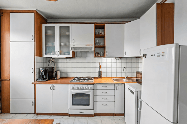 Predaj bytu 2-izbový 68 m², Jevanská, Praha Predaj bytu 2-izbový 68 m², Jevanská, Praha