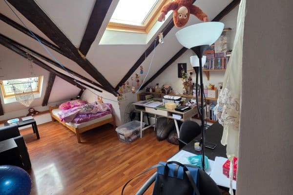 Prenájom bytu 1-izbový 36 m², Vinohradská, Praha Prenájom bytu 1-izbový 36 m², Vinohradská, Praha