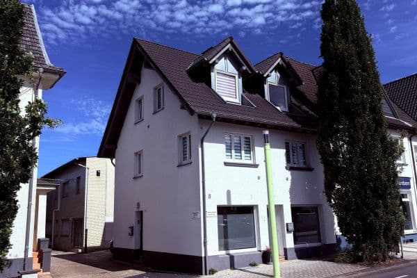 Predaj domu 133 m², pozemok 98 m², Kirchstraße 8, Lohmar Predaj domu 133 m², pozemok 98 m², Kirchstraße 8, Lohmar