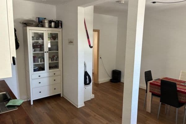 Prenájom bytu 2-izbový 65 m², Rümelinstraße, Stuttgart, Bádensko-Wurttembersko Prenájom bytu 2-izbový 65 m², Rümelinstraße, Stuttgart, Bádensko-Wurttembersko