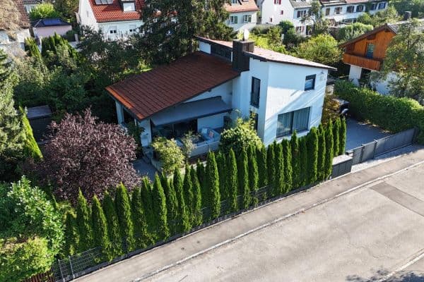 Predaj domu 190 m², pozemok 500 m², München, Bavorsko Predaj domu 190 m², pozemok 500 m², München, Bavorsko