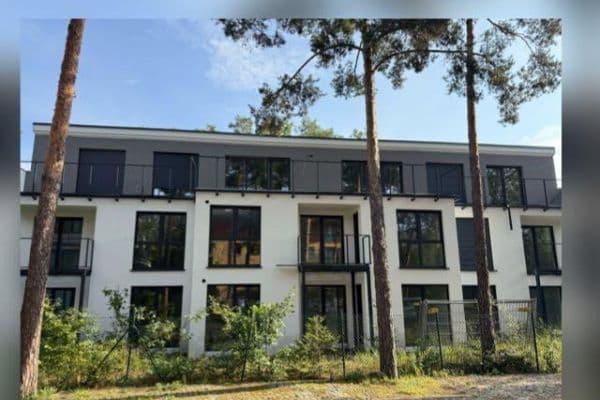 Prenájom bytu 3-izbový 118 m², Waldhornweg 47, Potsdam Prenájom bytu 3-izbový 118 m², Waldhornweg 47, Potsdam