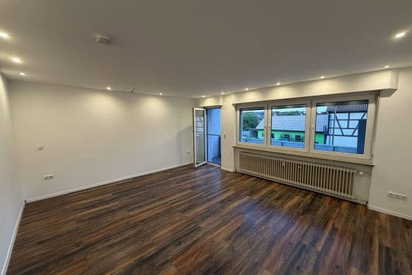 Prenájom bytu 4-izbový 101 m², Nürnberg, Bavorsko Prenájom bytu 4-izbový 101 m², Nürnberg, Bavorsko