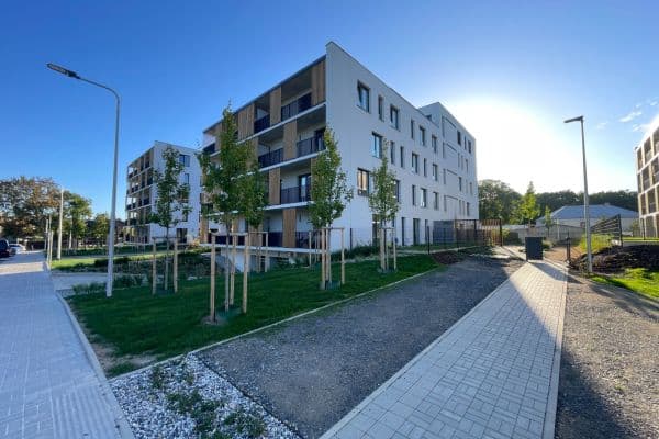 Prenájom bytu 2-izbový 55 m², U Engerthu, SO POÚ Kladno Prenájom bytu 2-izbový 55 m², U Engerthu, SO POÚ Kladno