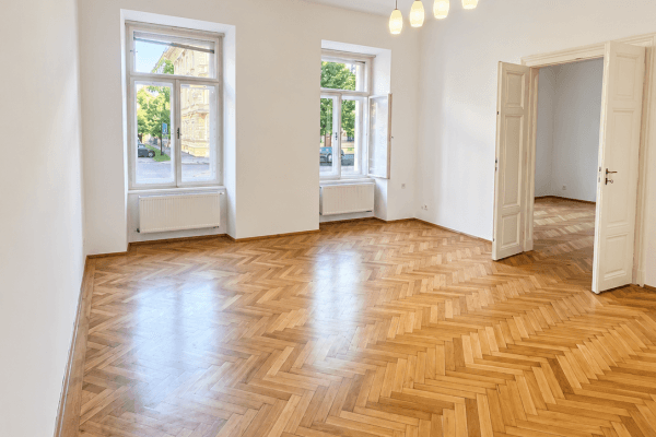 Prenájom bytu 4-izbový 131 m², třída Kpt. Jaroše, Brno Prenájom bytu 4-izbový 131 m², třída Kpt. Jaroše, Brno