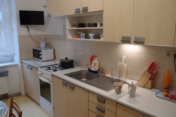 Prenájom bytu 2-izbový 54 m², Osvobození, Adamov Prenájom bytu 2-izbový 54 m², Osvobození, Adamov
