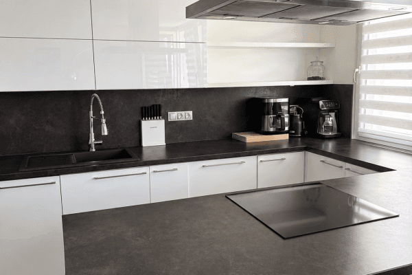Prenájom bytu 3-izbový 77 m², Ke Stadionu, Praha Prenájom bytu 3-izbový 77 m², Ke Stadionu, Praha