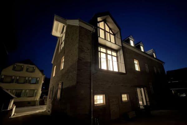 Prenájom bytu 5-izbový 150 m², Moselstraße 6, Osann-Monzel, Porýnie-Falcko Prenájom bytu 5-izbový 150 m², Moselstraße 6, Osann-Monzel, Porýnie-Falcko