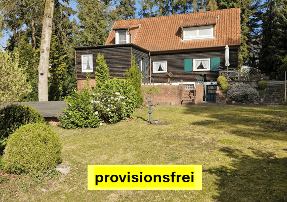 Predaj domu 118 m², pozemok 1.900 m², Seevetal, Dolné Sasko Predaj domu 118 m², pozemok 1.900 m², Seevetal, Dolné Sasko