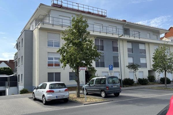 Prenájom bytu 4-izbový 112 m², Dietzenbach Prenájom bytu 4-izbový 112 m², Dietzenbach