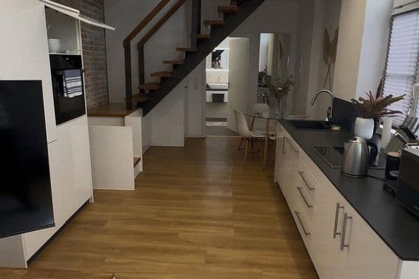 Prenájom bytu 4-izbový 78 m², Lothringerstrasse 25, Wiesbaden, Hesensko Prenájom bytu 4-izbový 78 m², Lothringerstrasse 25, Wiesbaden, Hesensko