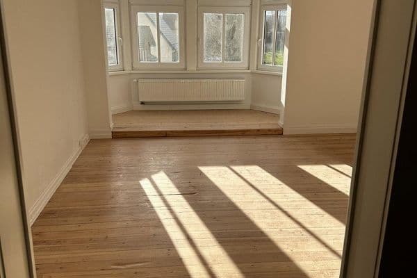 Prenájom bytu 5-izbový 130 m², Ballisgraben 7, Stadtoldendorf Prenájom bytu 5-izbový 130 m², Ballisgraben 7, Stadtoldendorf