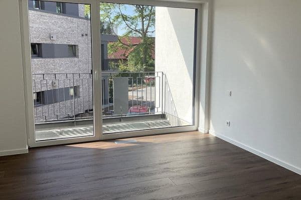 Prenájom bytu 4-izbový 115 m², Verl Prenájom bytu 4-izbový 115 m², Verl