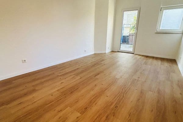 Prenájom bytu 1-izbový 24 m², Fronbergstraße 4, Kirchheim Prenájom bytu 1-izbový 24 m², Fronbergstraße 4, Kirchheim