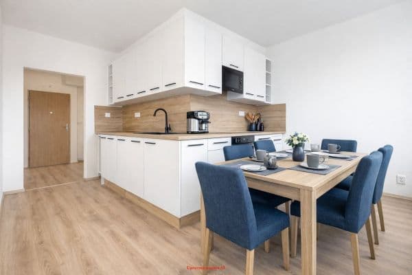 Prenájom bytu 1-izbový 37 m², Rudé armády, Karviná, Moravskoslezský kraj Prenájom bytu 1-izbový 37 m², Rudé armády, Karviná, Moravskoslezský kraj