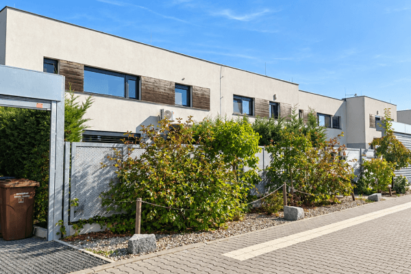 Predaj domu 124 m², pozemok 354 m², V Brance, SO POÚ Hostivice Predaj domu 124 m², pozemok 354 m², V Brance, SO POÚ Hostivice
