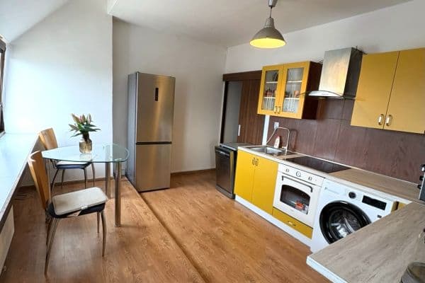 Prenájom bytu 2-izbový 55 m², Zelená, Ostrava Prenájom bytu 2-izbový 55 m², Zelená, Ostrava