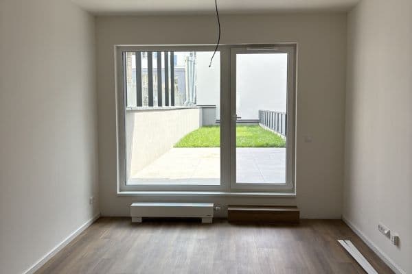 Predaj bytu 2-izbový 65 m², Drahobejlova, Praha Predaj bytu 2-izbový 65 m², Drahobejlova, Praha
