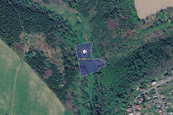 Predaj pozemku 9.059 m², Slatina Predaj pozemku 9.059 m², Slatina